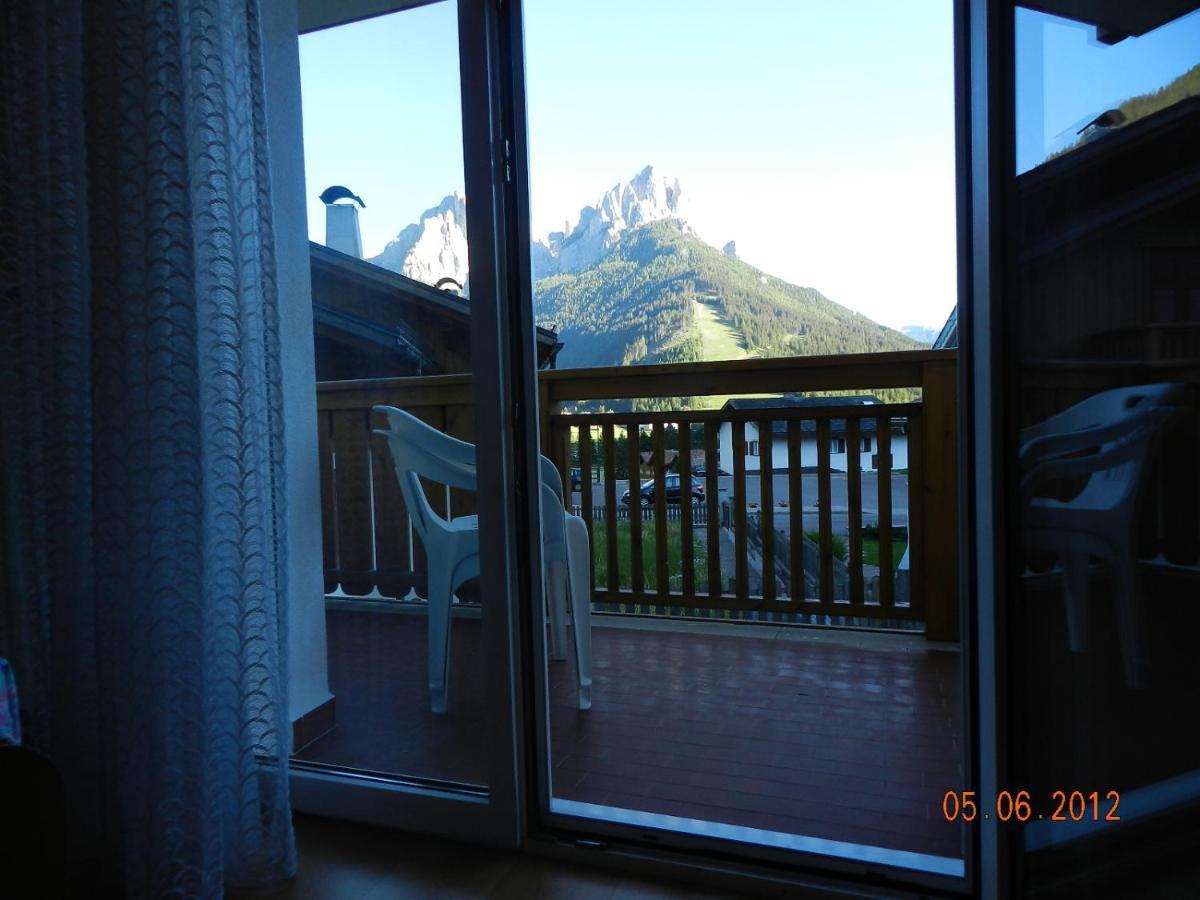 Casa Brugnara Leilighet Pozza di Fassa Eksteriør bilde